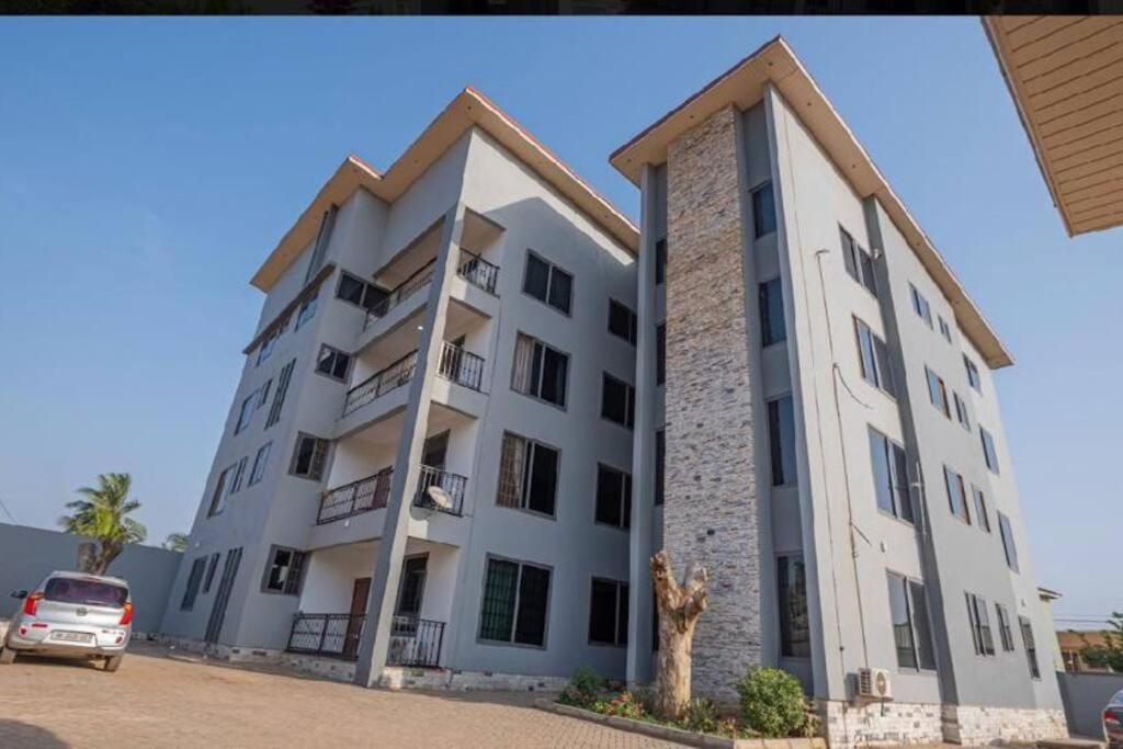 Cozy Penthouse ,Accra Ghana Owuraman Exterior photo